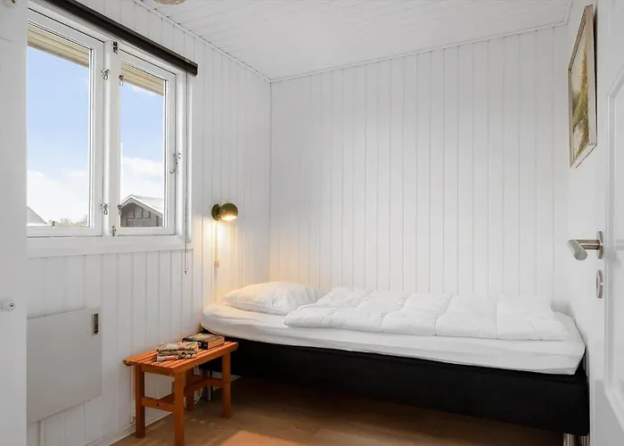 2293-ringkobing-havklitvej-143 *